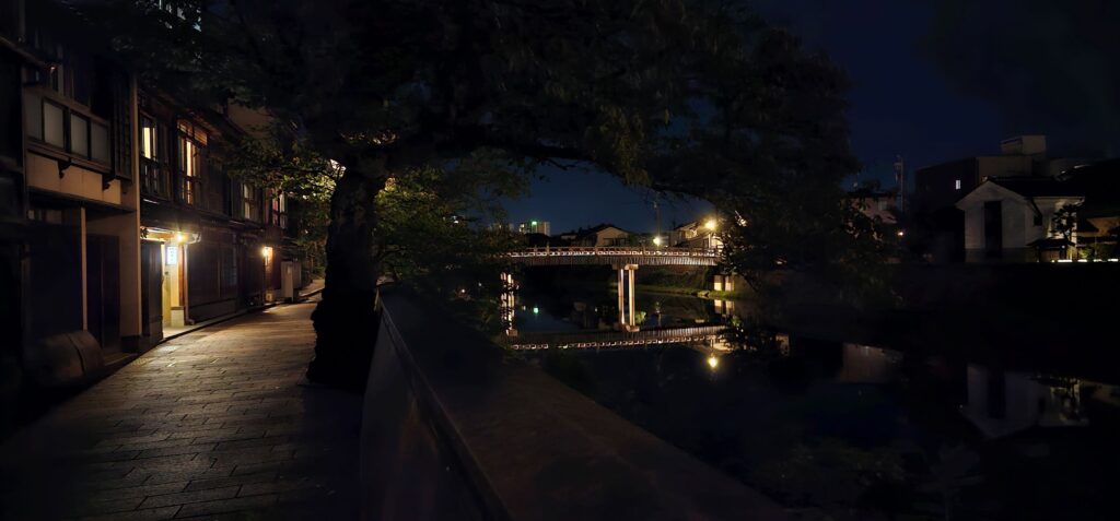 20251011 190743 small