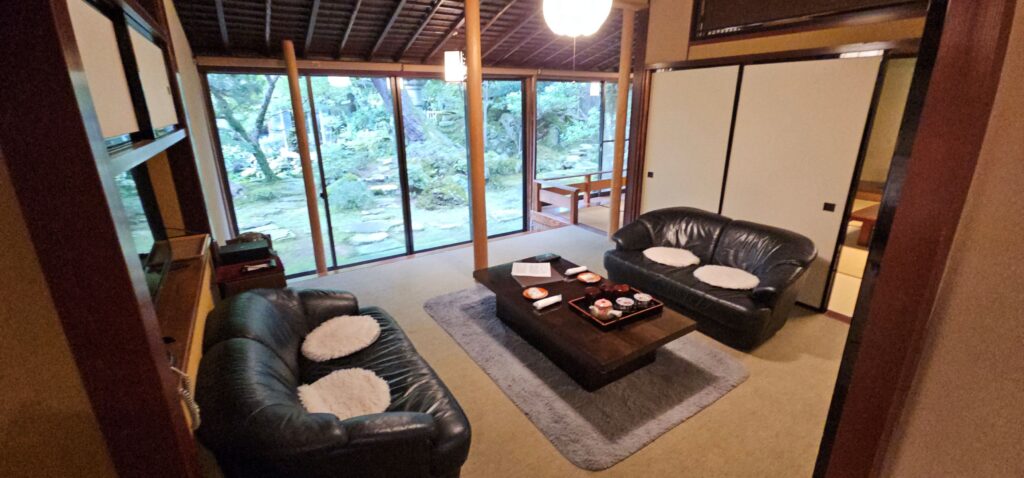 20251015 160532 small